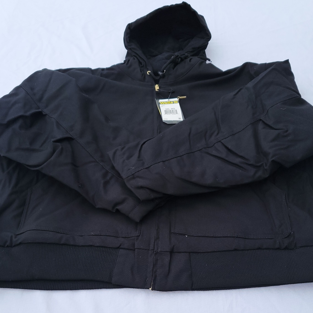 Walls Insulated Bomber Jacket. Black. Pockets, Hoodie with drawing.